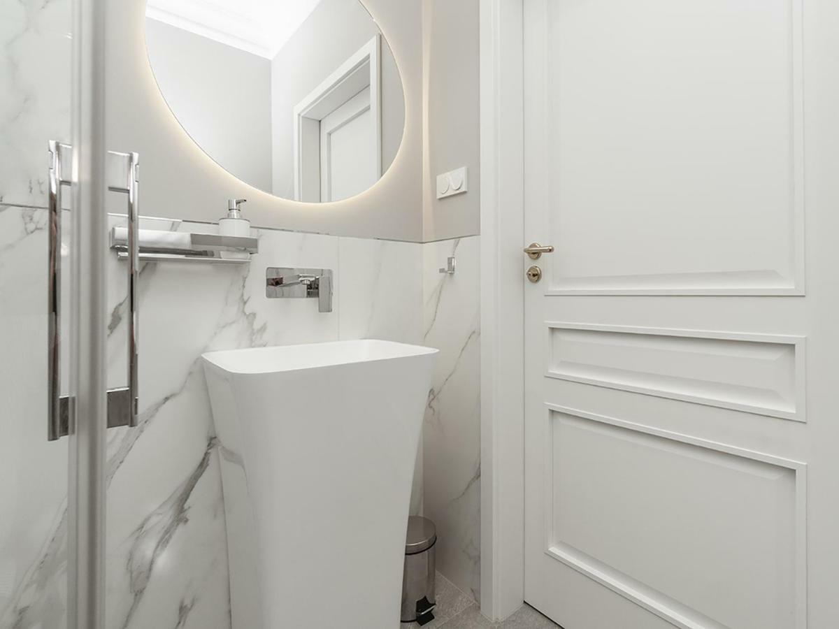 Luxury Gold Cracow City Centre 3Min Main Sq Old Town Kraków Zewnętrze zdjęcie